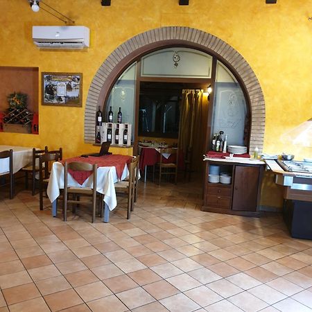San Pietro Bed & Breakfast Mileto Bagian luar foto