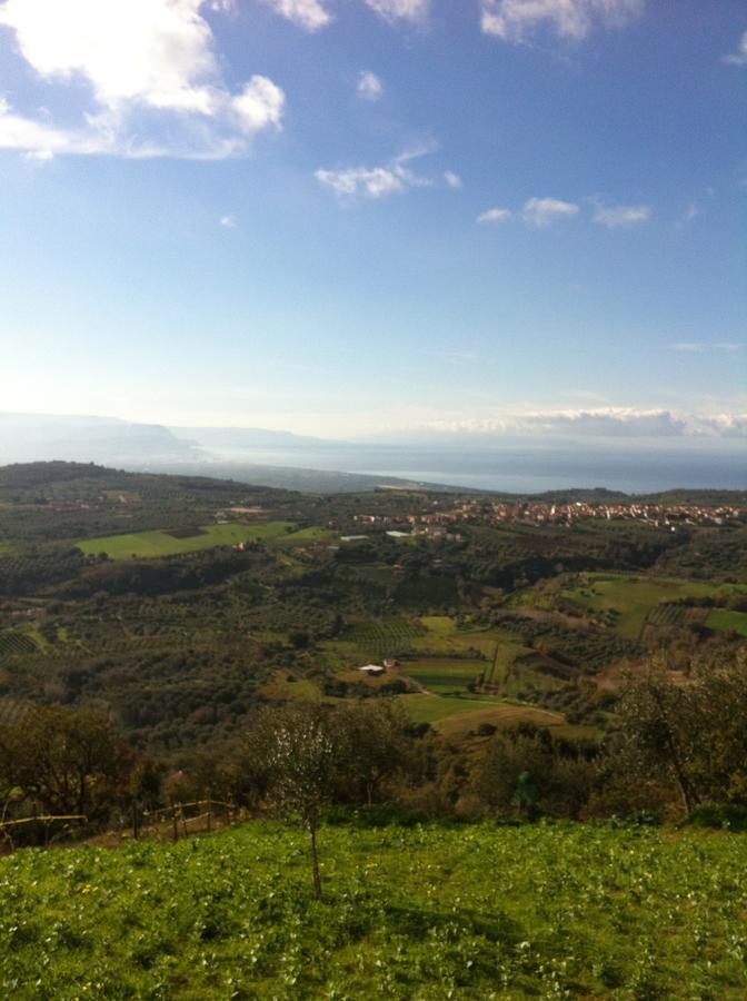 San Pietro Bed & Breakfast Mileto Bagian luar foto