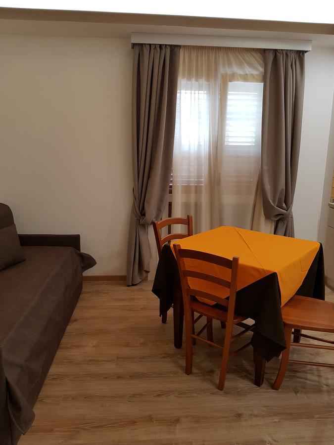 San Pietro Bed & Breakfast Mileto Bagian luar foto