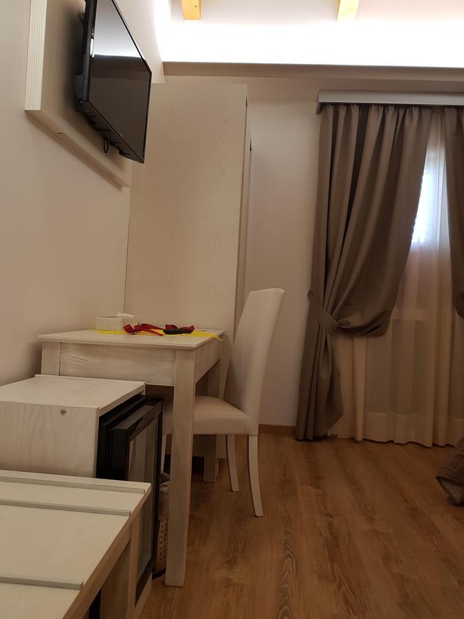 San Pietro Bed & Breakfast Mileto Bagian luar foto